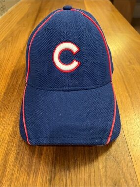 Youth Fitted Chicago Cubs Hat